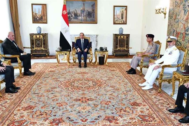 President Abdel-Fattah El-Sisi during his meeting with the Italian Minister of Defence Guido Crosett