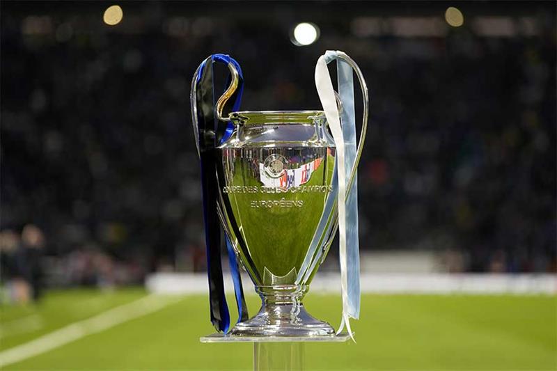 UEFA CHAMPIONS LEAGUE • ALL WINNERS • LIST OF ALL UEFA CHAMPIONS LEAGUE  WINNERS BY YEAR. 