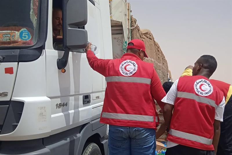 Volunteers from the Egyptian Red Crescent 
