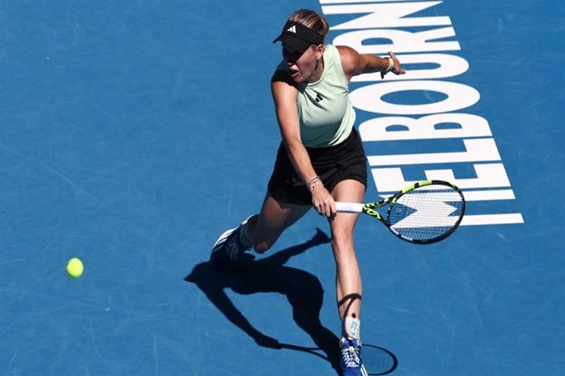 Caroline Wozniacki Returns to Tennis with a Win: '3 Years, 2 Kids